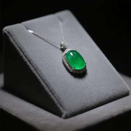 Comparison diagram highlighting untreated versus treated jade inclusions